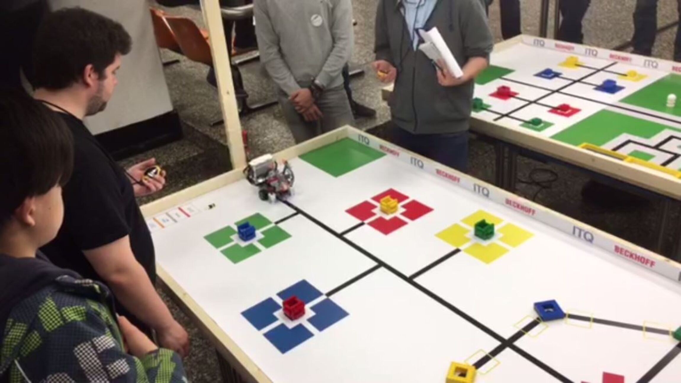 2016_04_30_WRO_Senior_V