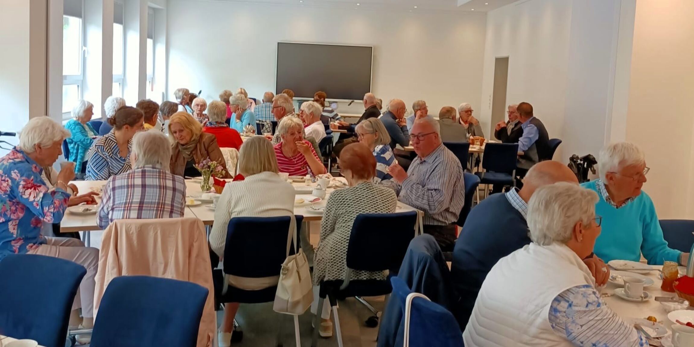 Gemeindefrühstück_Mai