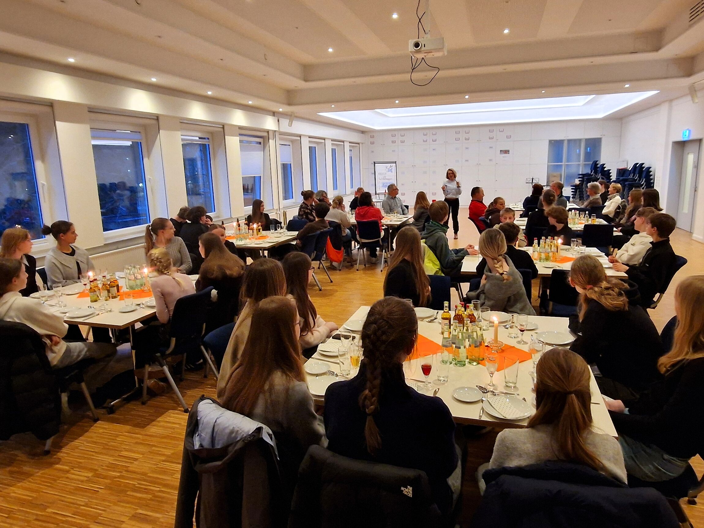 Konfi-Kniggedinner_01