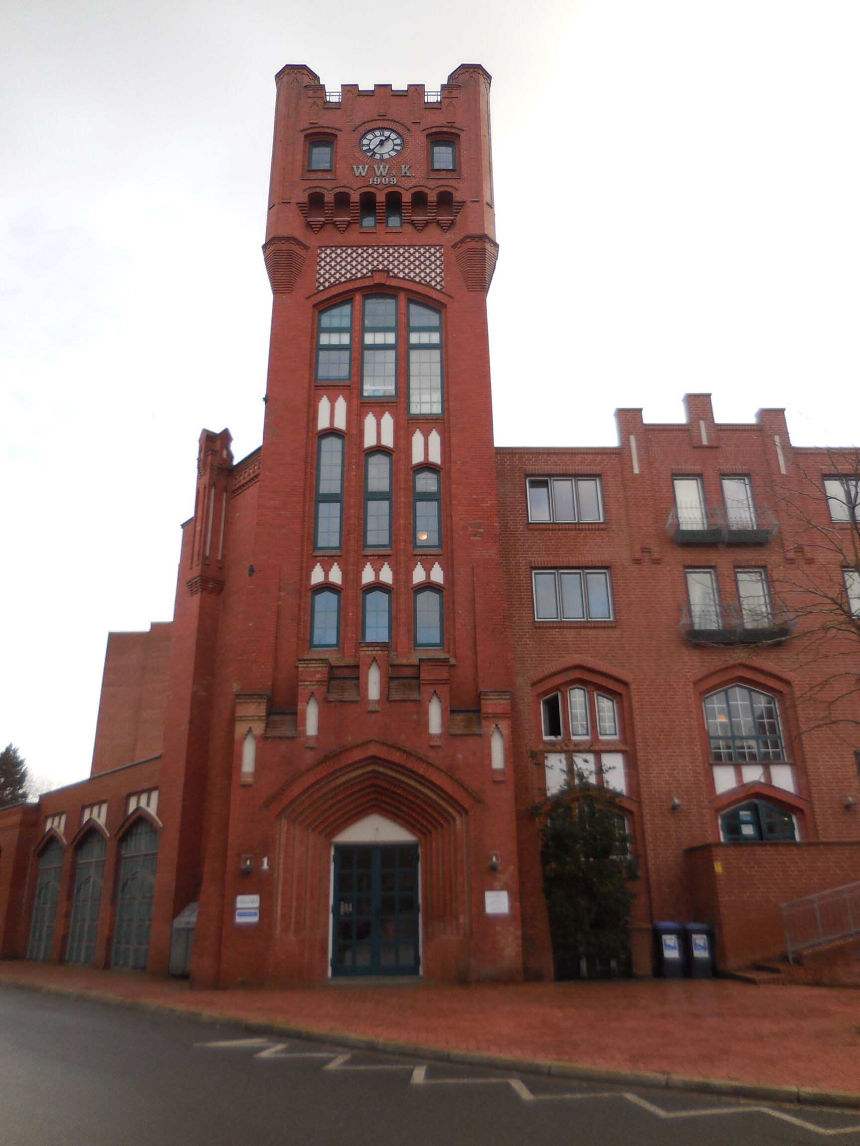 Döhren und Notkirche 1