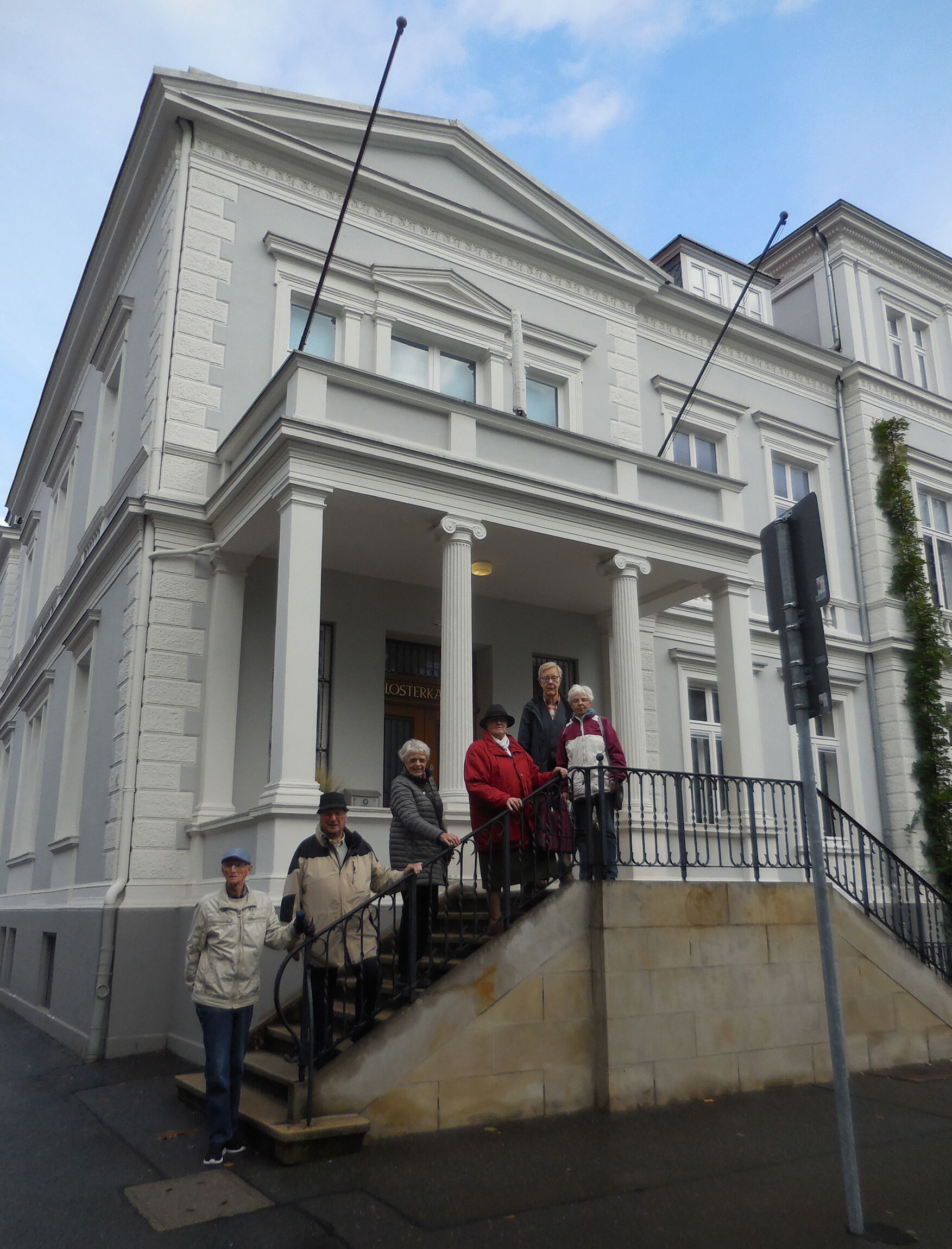 Klosterkammer - Gebäude mit der Gruppe