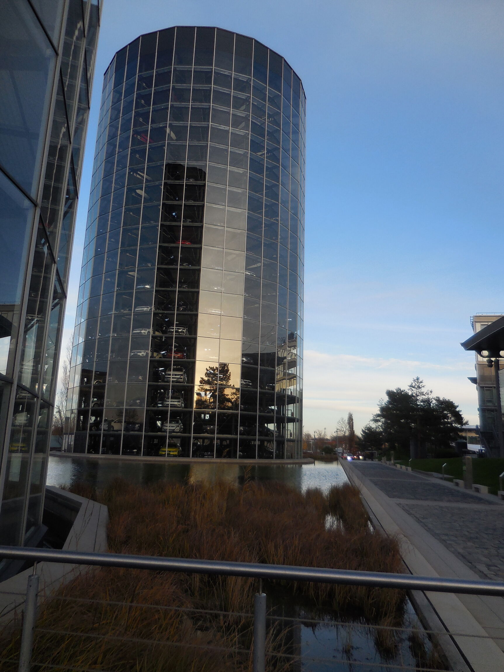Autostadt Wolfsburg - Autoturm
