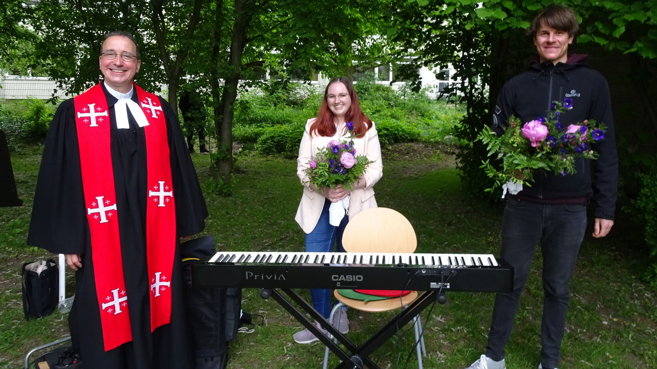 Pfingstgottesdienst - draußen, danke