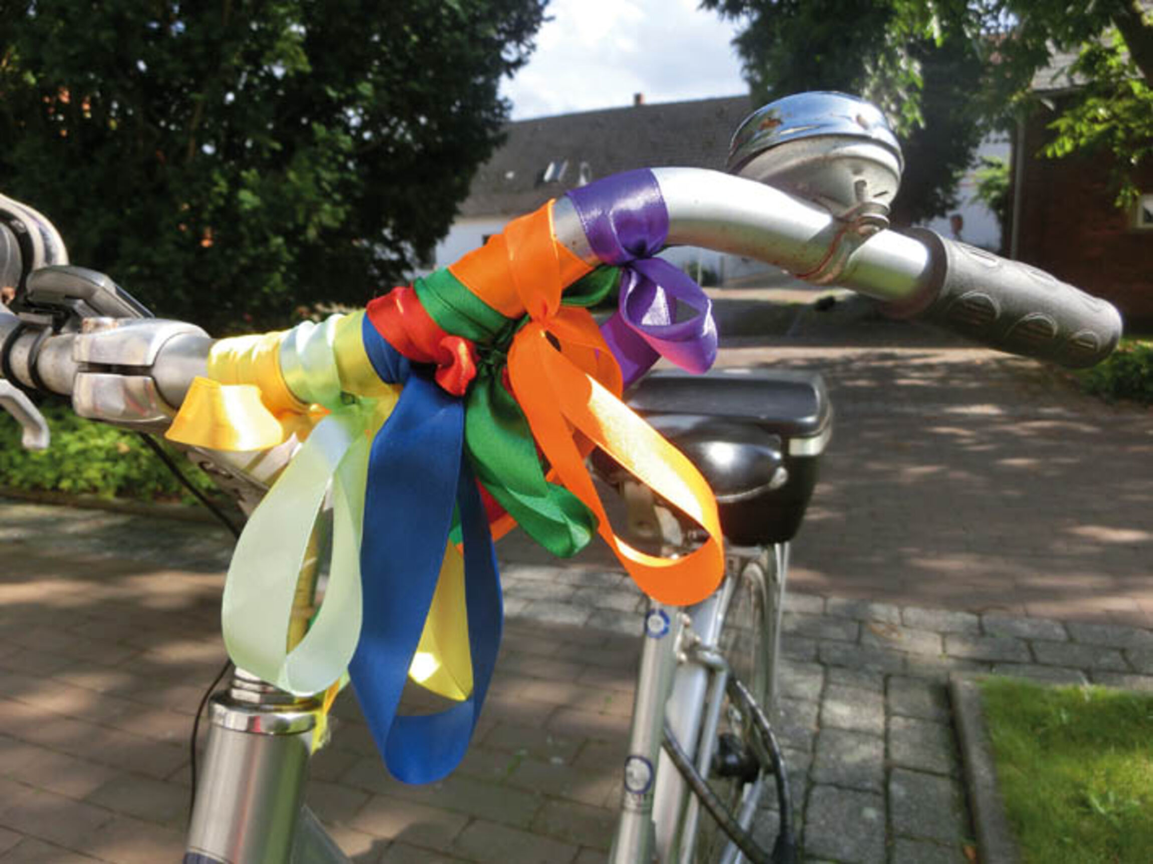 farhrrad mit baendern