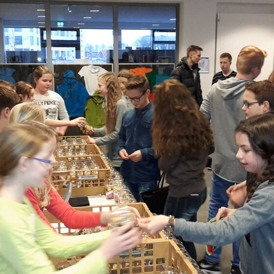 5c verkauft Plätzchen - Sozialer Tag