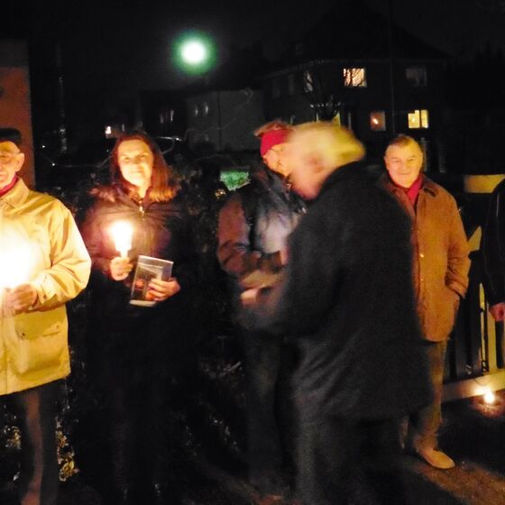 Ankommen  Lichter verteilen Adventskalender