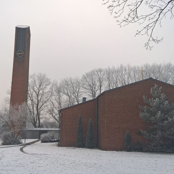Kirche im Schnee