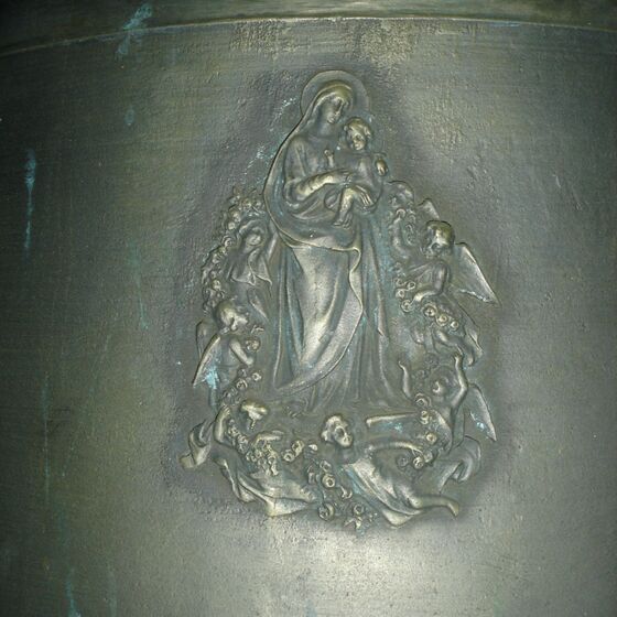 mittlere glocke_detail maria mit kind (s. heuwinkel)