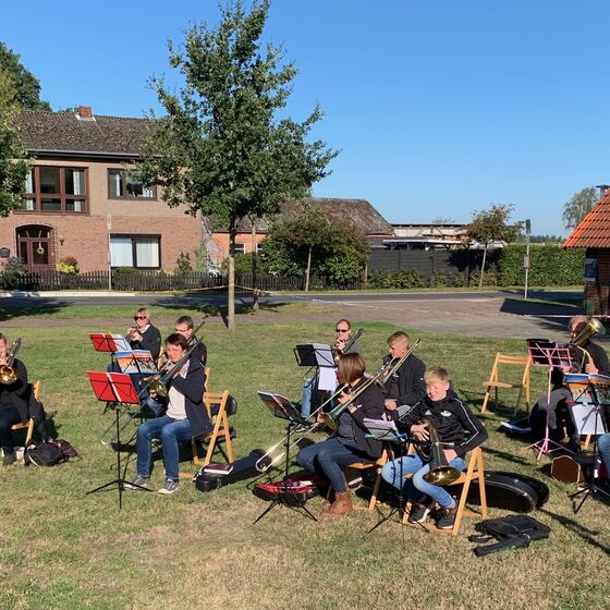 Posaunenchor und Corona