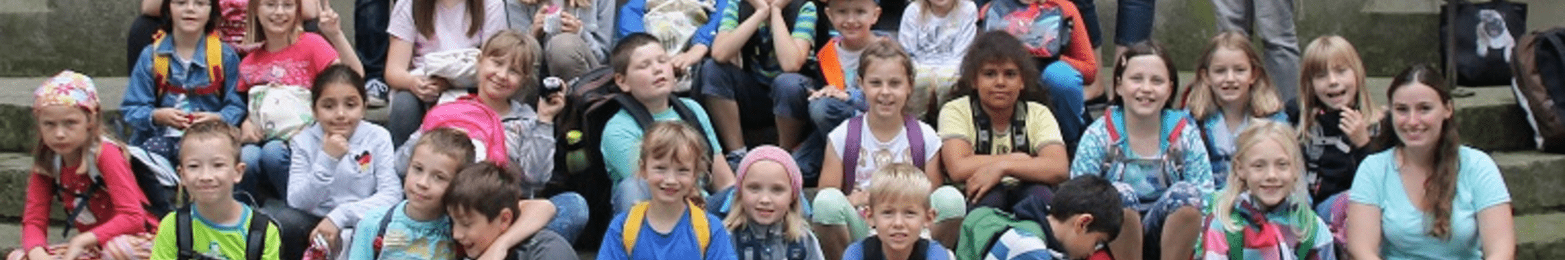 Kinderkirche vor der Herrenhäuser Kirche - Asuschnitt