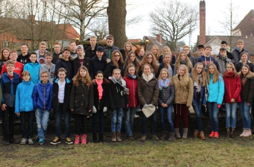 Gesamtgruppe mit Teamern