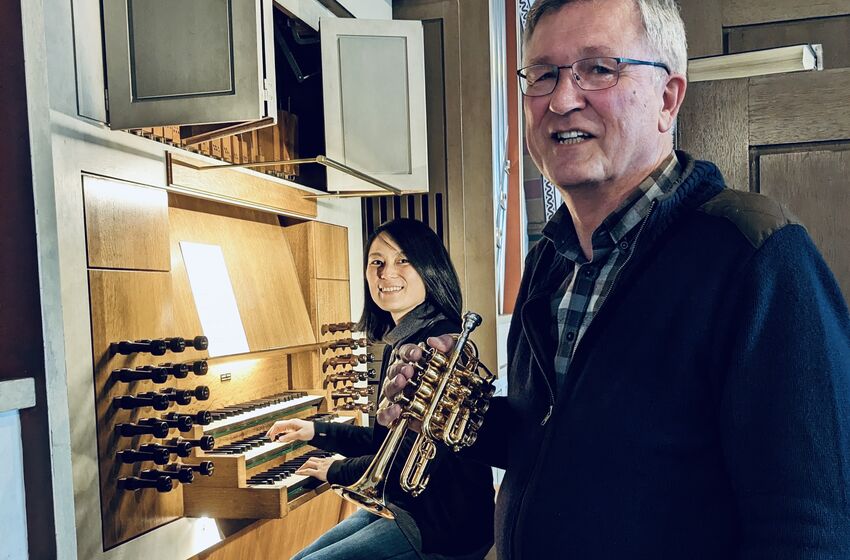 Trompeter Reinhard Gerendt mit Kantorin Nana Sugimoto