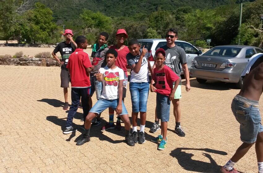 Start für den Tafelbergaufstieg der Fußballkids mit Joshua