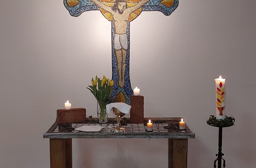 Altar im Gemeindehaus