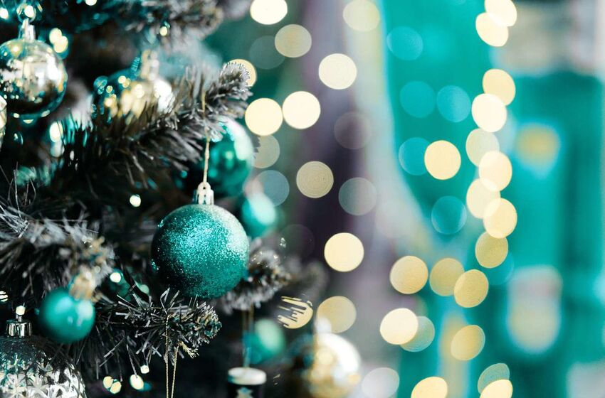 Weihnachtskugeln türkis