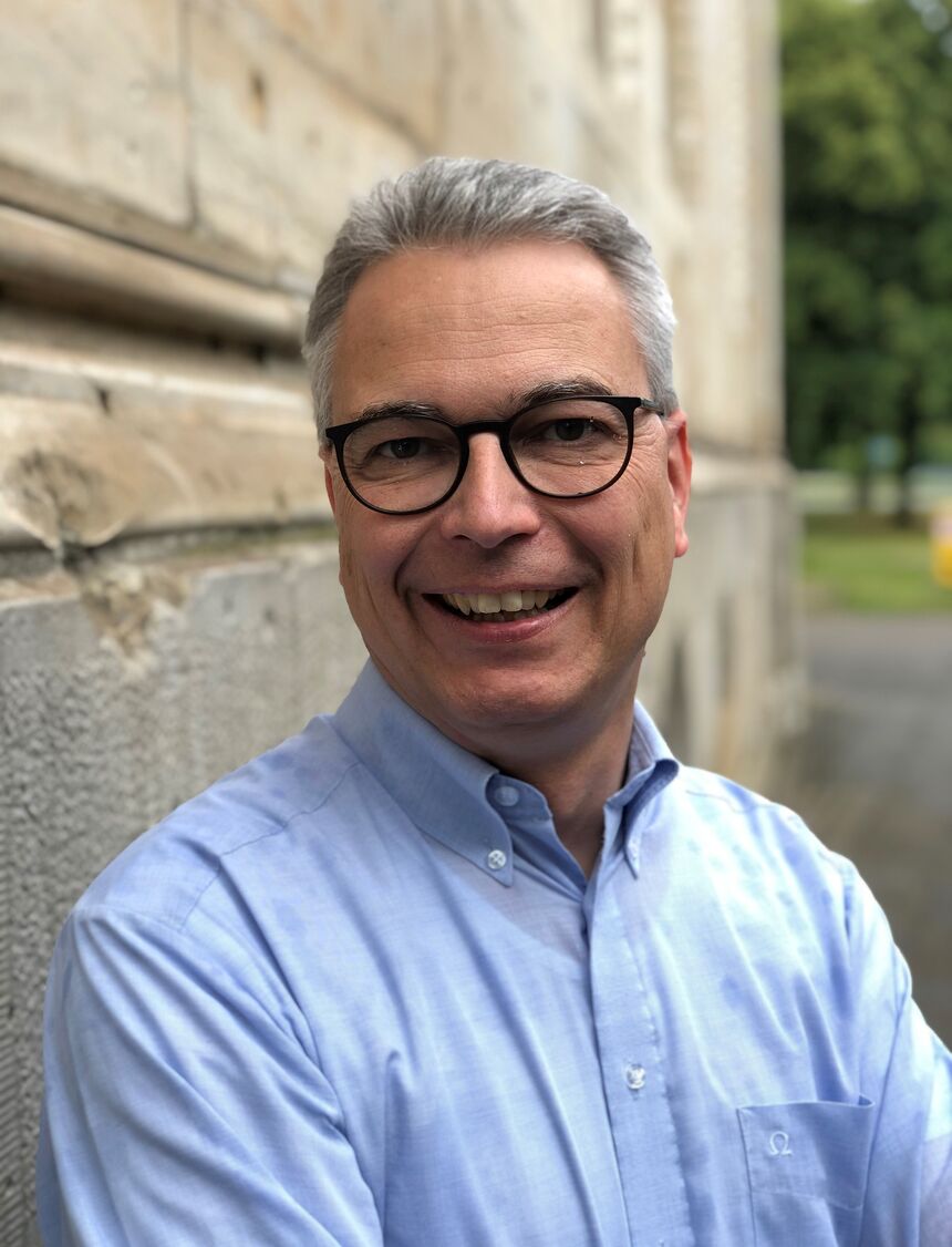 Dr. Roman Vielhauer